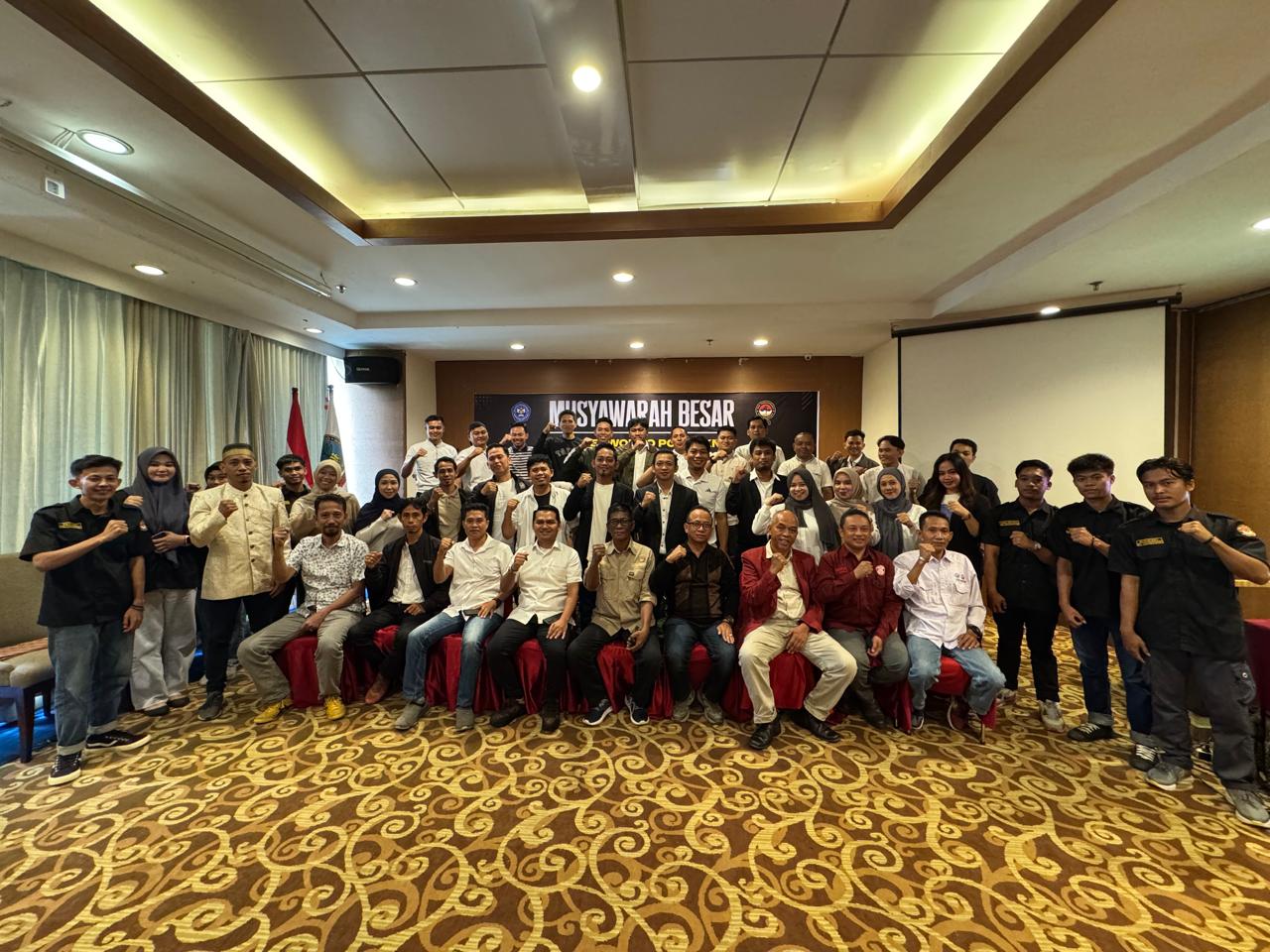 Kado Hardiknas 2025, Atlet Taekwondo SDN 28 Tumampua II Terima Penghargaan dari Bupati Pangkep Taekwondo Indonesia Dojang Sdudel Club